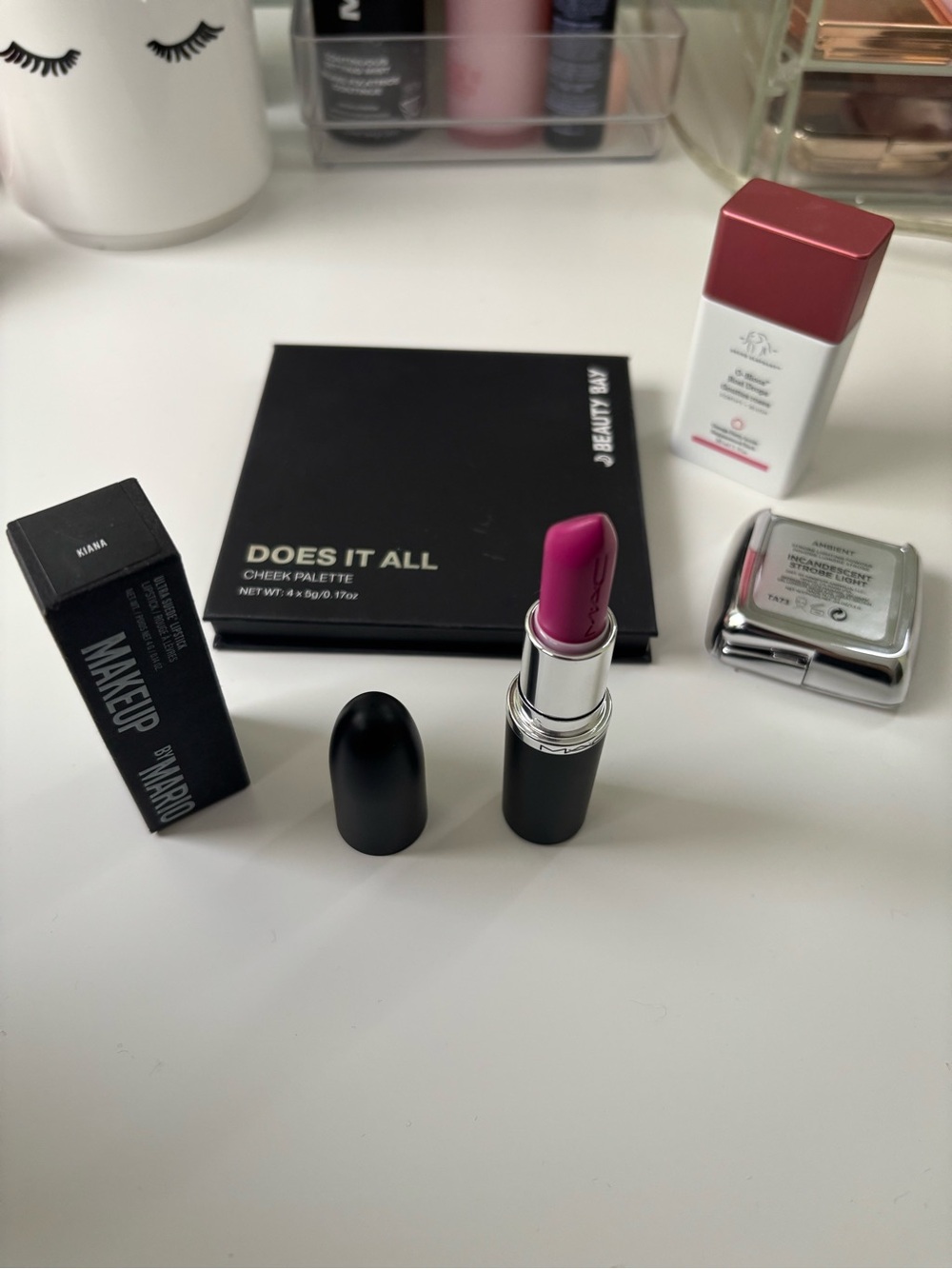 Makeup Bundle - Picture 2 of 7